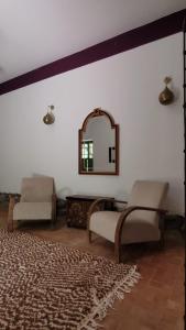 Sel d Ailleurs, Ouirgan - adults only