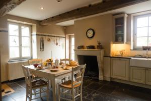 Ferme de lAirbois - gites 12pers et 14pers