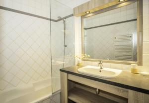 Chalet Alaska - Appartement familial tout confort avec piscine MAE-9531