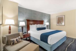 King Room-Non-smoking room in Best Western Plus Carpinteria Inn