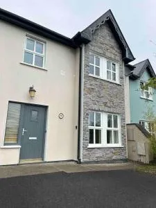 Welcoming Home in Lovely Kenmare - Cappamore