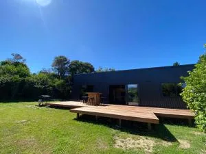 Modern Comfort in Collingwood - Brand New Holiday Home - Pakawau
