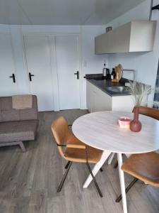 Exclusive houseboat experience