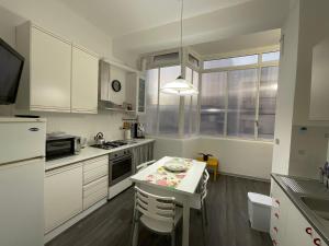 Pretty Holiday House