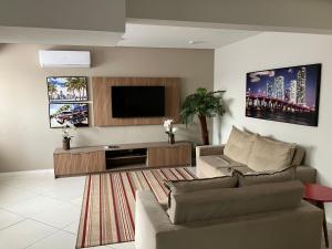 Spot Miami
