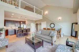 Marina, Pool and Balcony Modern Spring Lake Condo - Newaygo