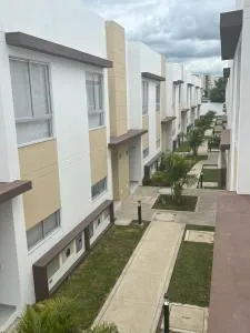 Condominio en Peñalisa - Ricaurte