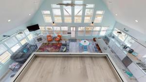 Spectacular Beachfront Beauty 5BR 4BTH - Dragon Fly