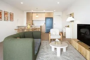 CASSA ROCHEDALE - 2B2B Apt with 2 Parking - Loganlea