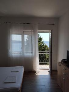 Apartments with parking space Dramalj, Crikvenica - 22302