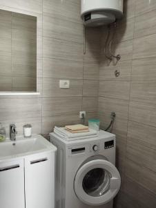 Apartments with parking space Dramalj, Crikvenica - 22302