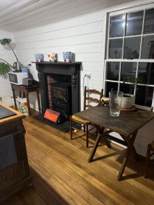 Tassie Shack