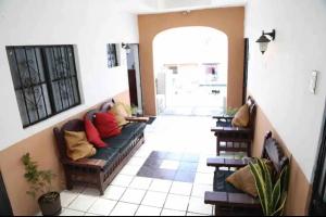 09 Habitación Independiente en Zona Romántica a solo 3 cuadras de la playa