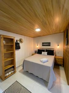 Shangri La Casas e Studios