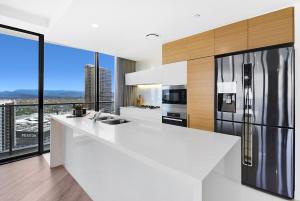 BEACH Skyhome at Oracle - level 37