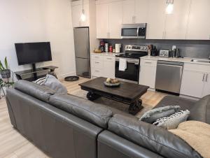 Beautiful 2 Bedroom suite
