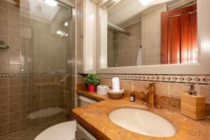 Premium La Candelaria 2BR Chimney Cityview