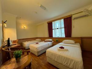 Flora Place Hotel