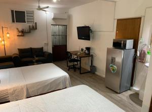 10 Habitación Independiente en Zona Romántica a 1 cuadra del muelle