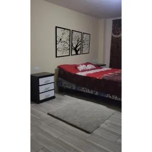 Green Valley Escape - Luisa