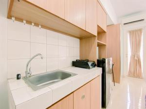 Cozy and Homey Studio at Springlake Summarecon Bekasi Apartment By Travelio