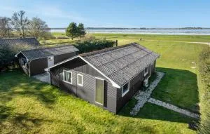 Amazing Home In Storvorde With Sauna - Dokkedal