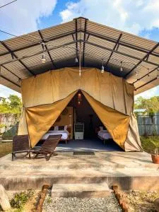 Glampin By Tharu Garden - Hastā