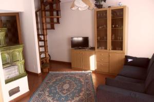 Apartment with Balcony - Split Level