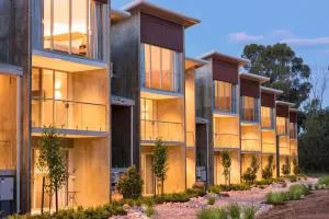 Maya Maya at Mandoon Estate - Mahogany Creek