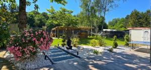 Villas 230m2 sur 3800m2 - jacuzzi 6 places - 16pers max : photos des chambres
