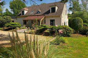 Villas 230m2 sur 3800m2 - jacuzzi 6 places - 16pers max : photos des chambres