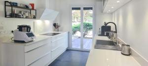 Villas 230m2 sur 3800m2 - jacuzzi 6 places - 16pers max : photos des chambres