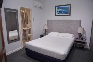 Standard Double Room room in Savoy Double Bay Hotel