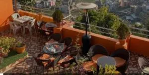 Bardali rooftop restaurant - Sundarijal