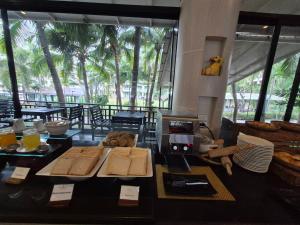 Food and beverages, Ramada by Wyndham Aonang Krabi in Krabi