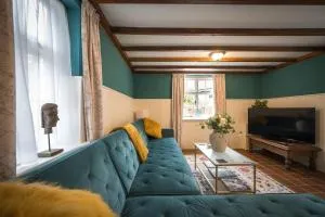 Detached heritage home in the Norfolk Broads - Acle