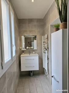 Appartements Coeur Historique - CosyHome 18 - Parking a proximite : photos des chambres