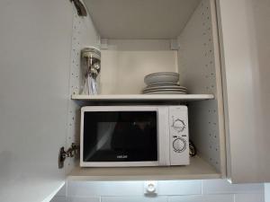 Agréable et vaste Studio à 350 M de Paris