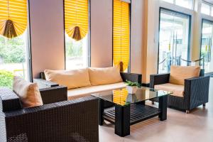 La Piazza Hotel and Convention Center Inc.