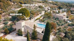 Maisons de vacances l'Atelier des Milles Roches : Maison 3 Chambres