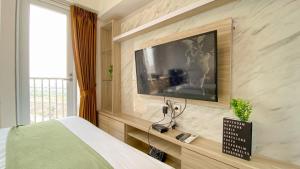 Restful Studio Apartment at Tokyo Riverside PIK 2 By Travelio