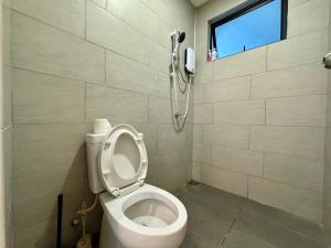 CozyDeLofts 2R2B near galacity, 5pax YPM1306