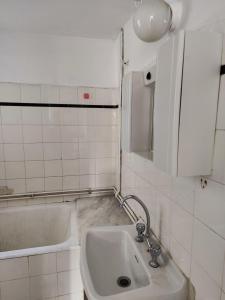 Cozy Penthouse in Athens Center