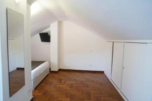 Domus Arvali - Appartamento Superior con Terrazza Privata