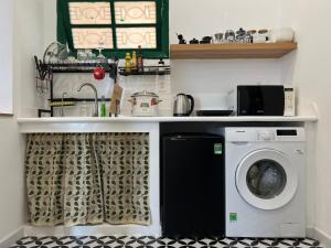 Lovely Boho Apt at Nguyen Hue by Circadian