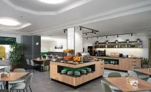 Jasmin Hotel - Pasarel