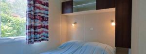 Campings Camping 2 etoiles - Parc aquatique - efadbe : photos des chambres