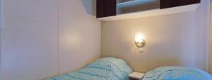 Campings Camping 2 etoiles - Parc aquatique - efadbe : photos des chambres