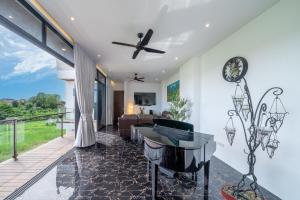 Eco Elegance Villa with Rooftop and Paddy Field View
