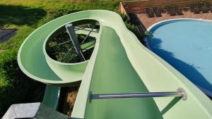 Campings Camping Les Vernieres La Bourboule Sancy : photos des chambres